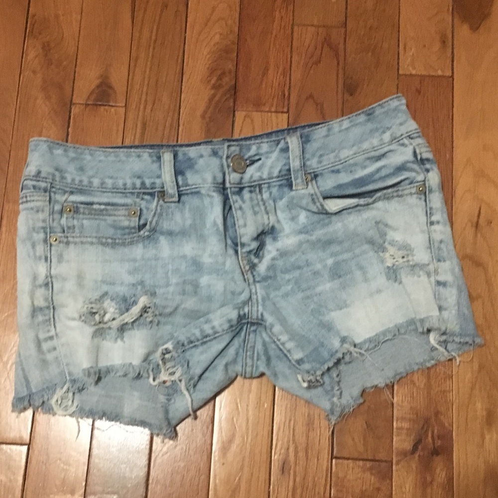  Size 6 American Eagle Jean shorts